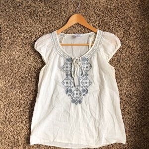 Anne Taylor LOFT Shortsleeve Embroidered Peasant Top
